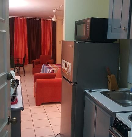 Comfortable Suite 1 Kingston Exterior foto